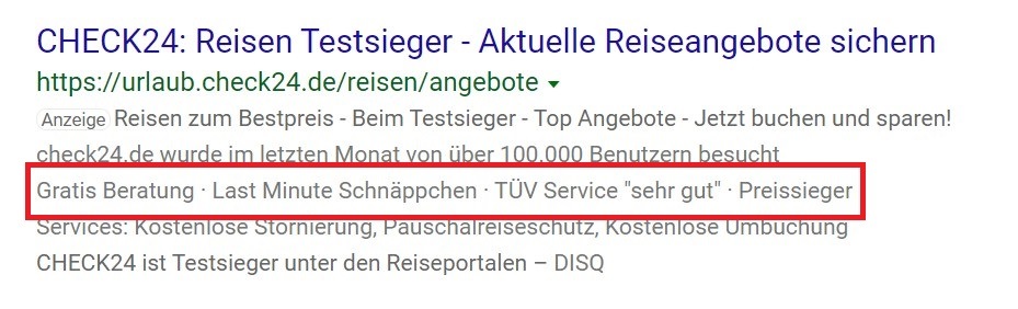 Screenshot eines Bing Suchergebnisses von Check24.de. Die Callouts sind rot markiert.